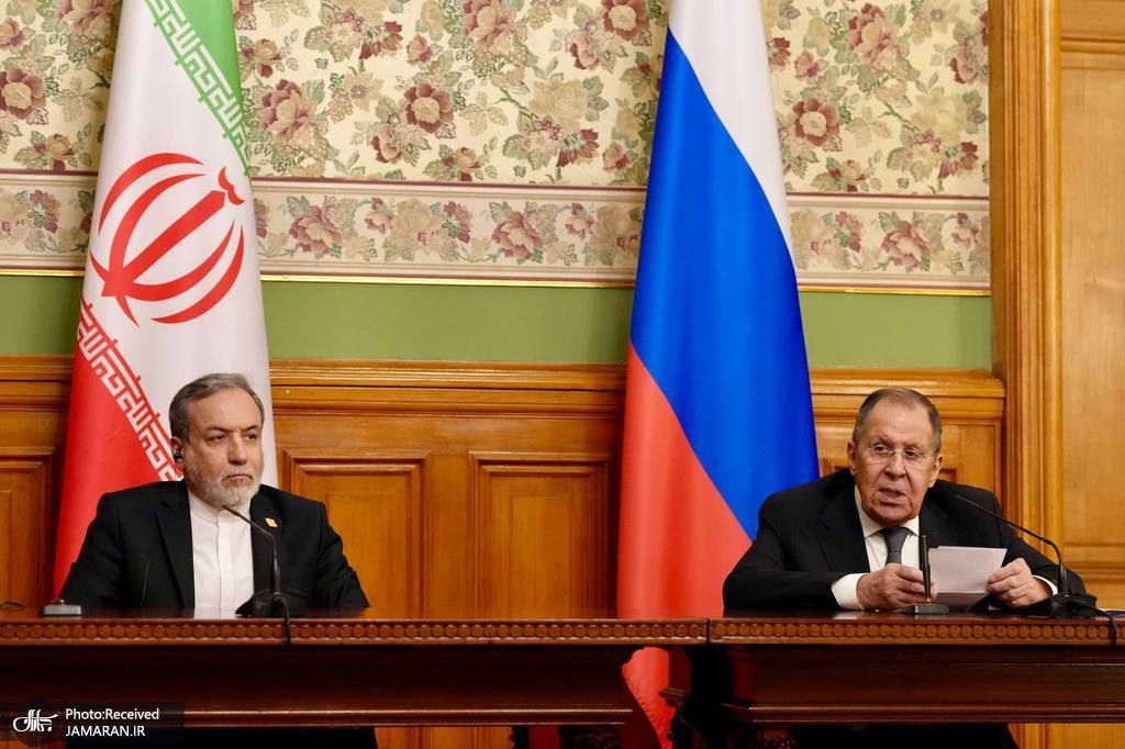 برنامه رایزنی های وزرات خارجه های ایران و روسیه توسط امضا شد (4)