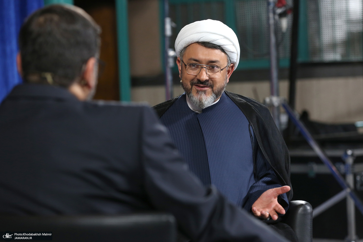 گفتگو با رئیس موسسه تنظیم و نشر آثار امام خمینی (س) در حسینیه جماران
