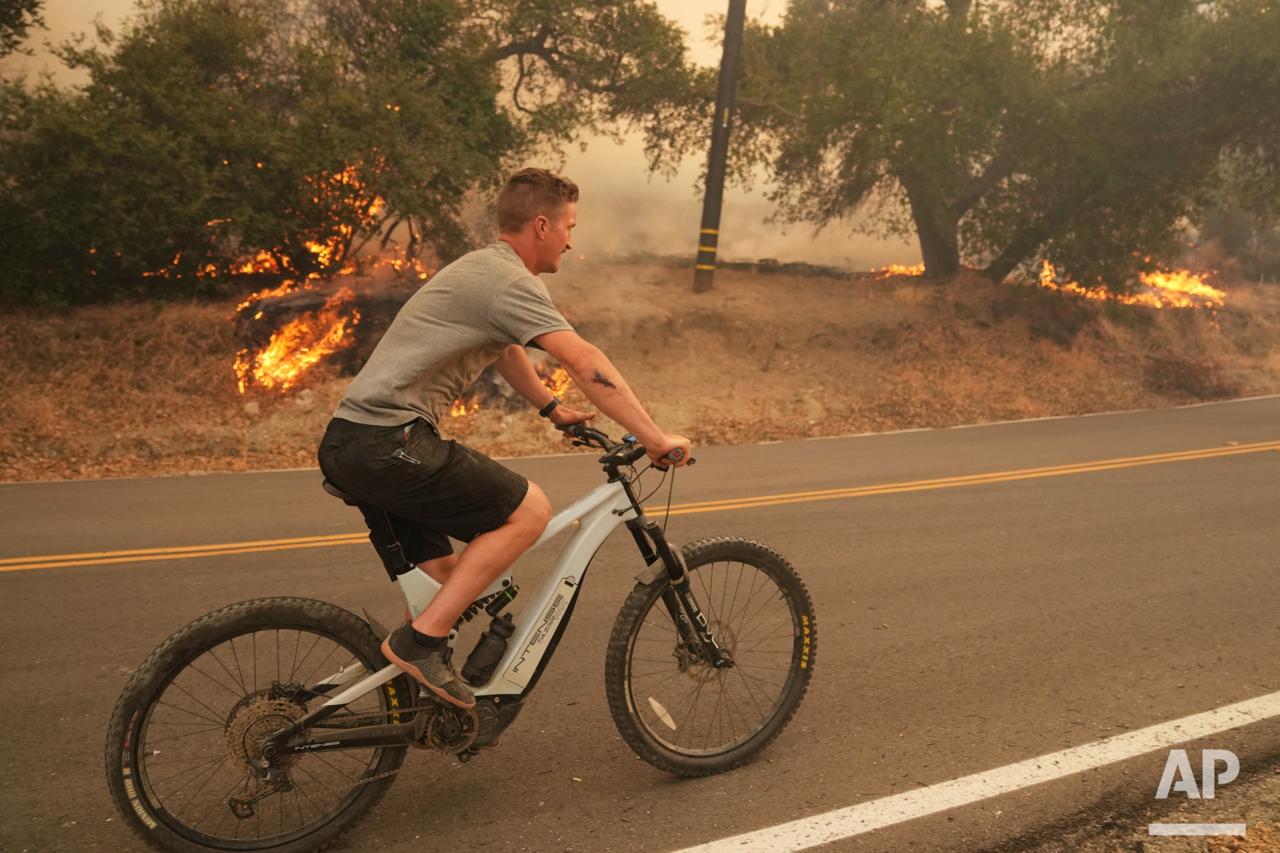 آتش‌سوزی‌های بزرگ جنگلی در کالیفرنیا (2)