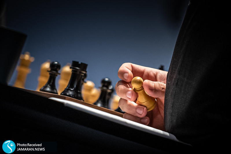 شطرنج قهرمانی جهان ۸ مگنوس کارلسن یان نپومنیشی