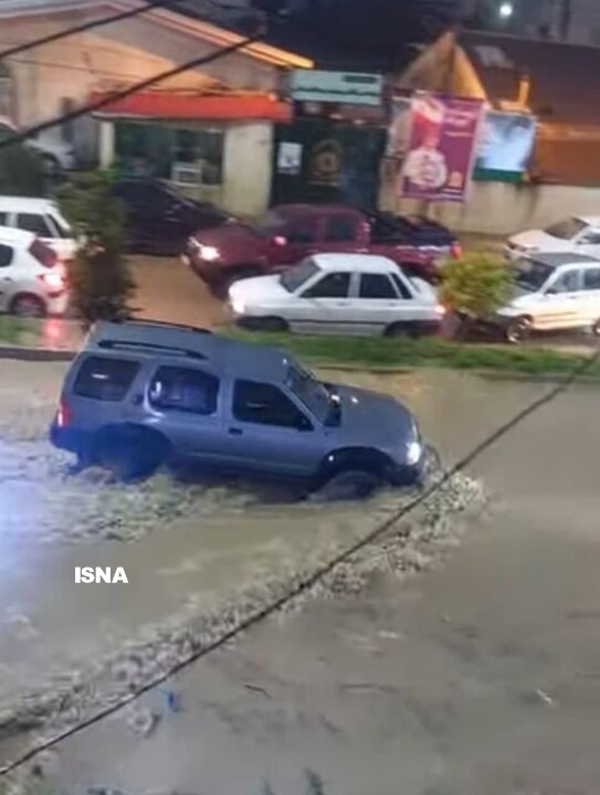 آبگرفتگی منازل و مغازه‌ها در سوادکوه شمالی  (3)