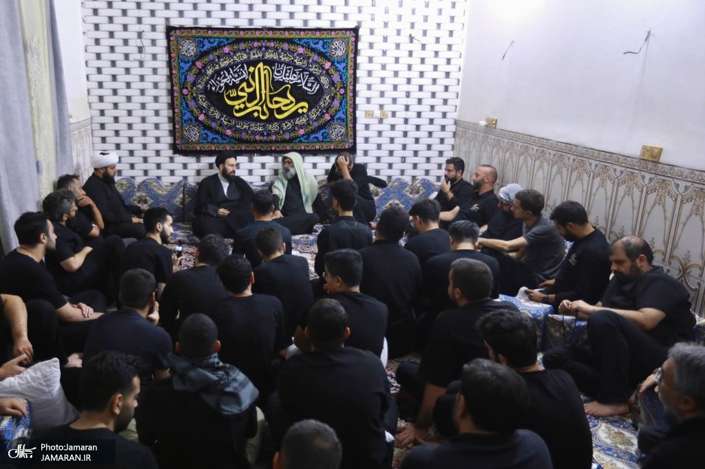 حضور حجتالاسلام سید علی خمینی در موکب ریحانةالنبى (4)