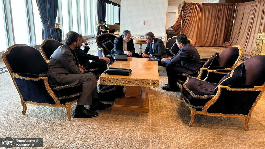 عراقچی و گروسی