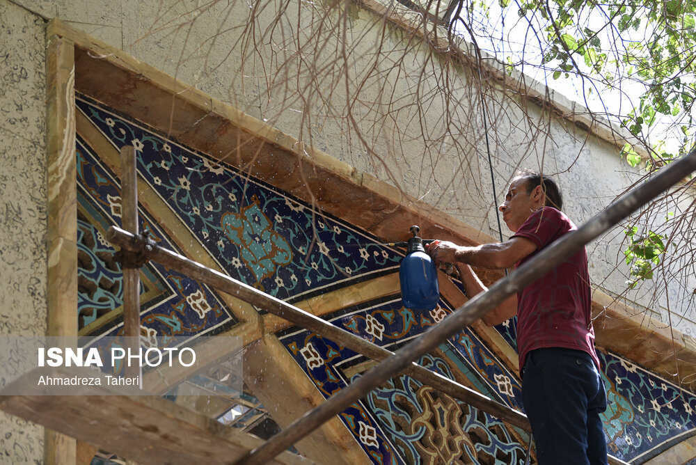 آرامگاه استاد فرشچیان