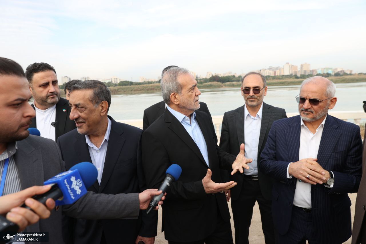  رییس جمهور  از ساحل و رودخانه کارون بازذید کرد (3)