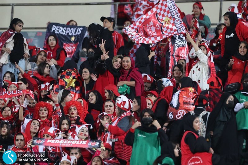 تماشاگران زن پرسپولیس هواداران زن پرسپولیس زنان تماشاگر پرسپولیس زنان هوادار پرسپولیس