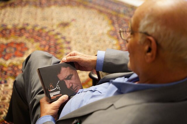 دیدار صالحی وزیر فرهنگ با هوشنگ مرادی کرمانی (7)