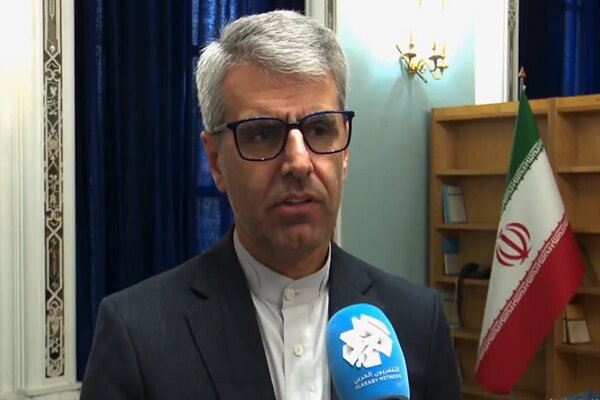 گفت و گوی بقائی با العربی