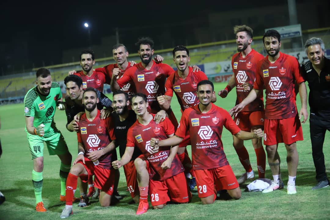 جشن قهرمانی پرسپولیس در لیگ نوزدهم/ پوکر قهرمانی پرسپولیس