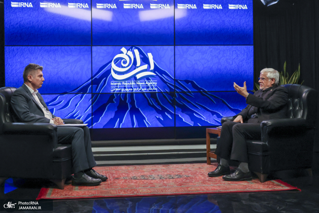 گفت و گوی محمدرضا عارف (2)