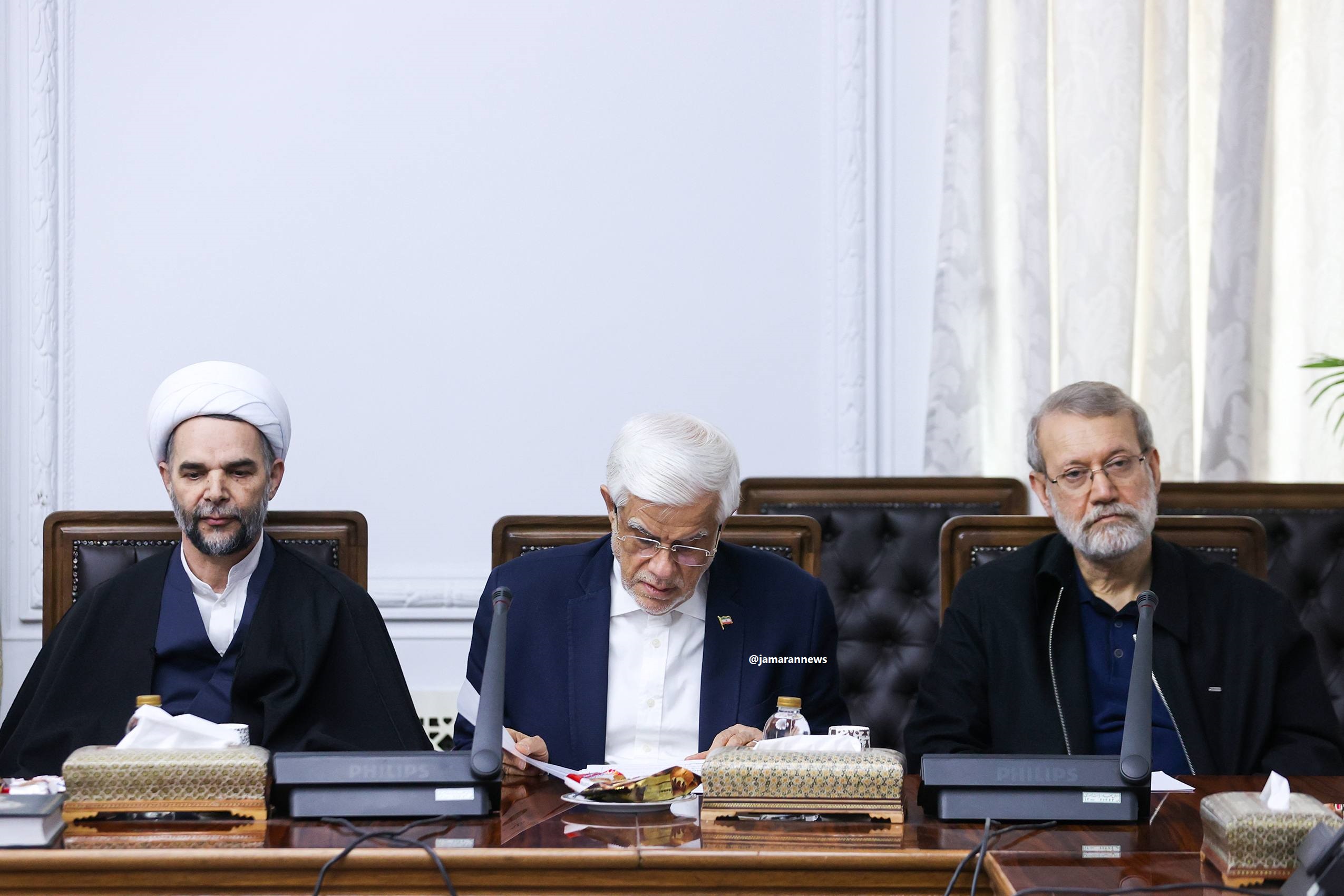 لاریجانی به جلسه شورای‌عالی هماهنگی اقتصادی سران قوا رفت (3)