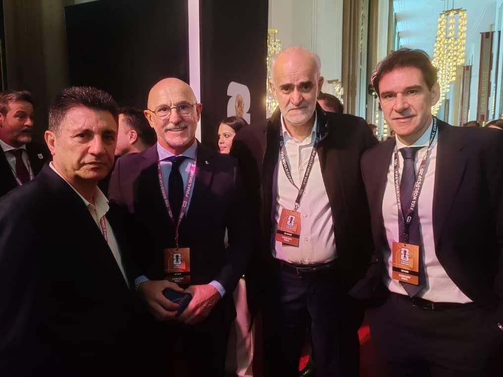 photo_2025-12-05_21-47-01