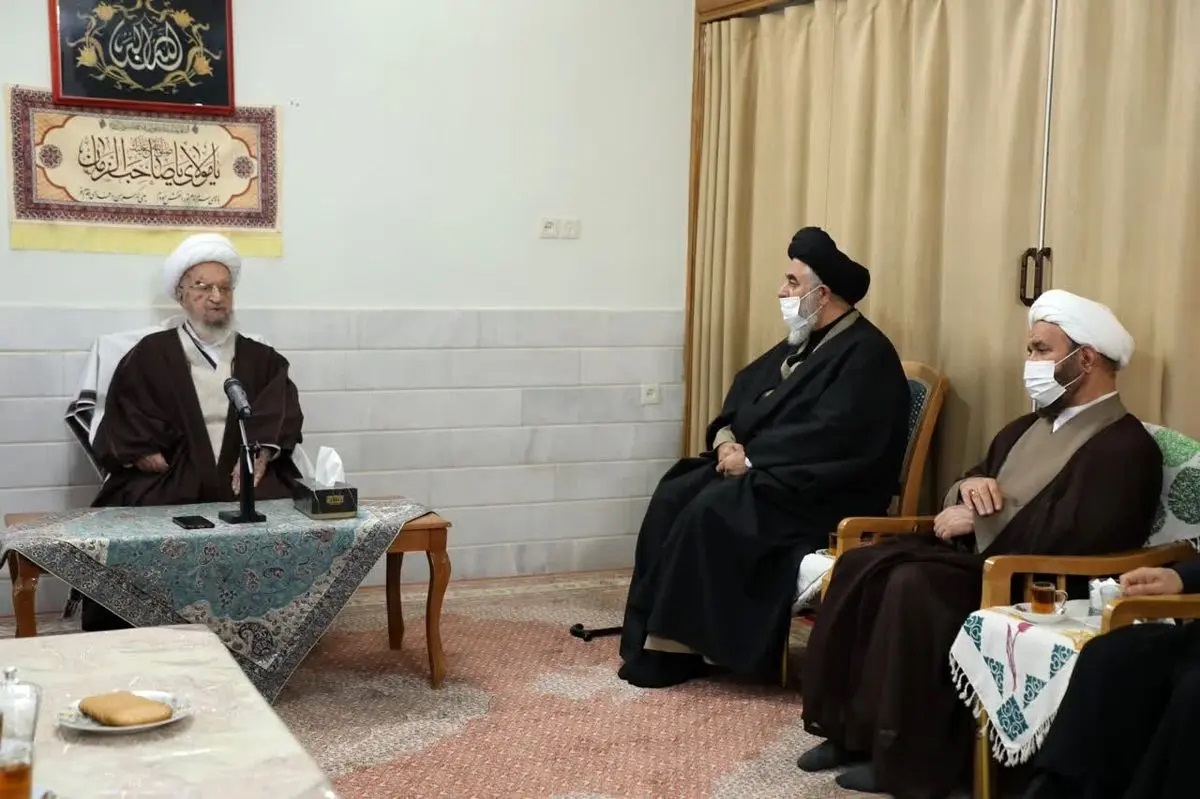 آیت الله مکارم شیرازی