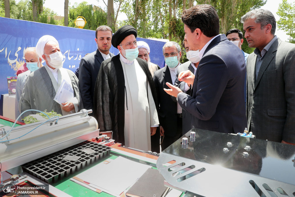 بازدید رئیس جمهور از نمایشگاه توانمندی‌های شرکت‌های دانش‌بنیان استان کرمانشاه