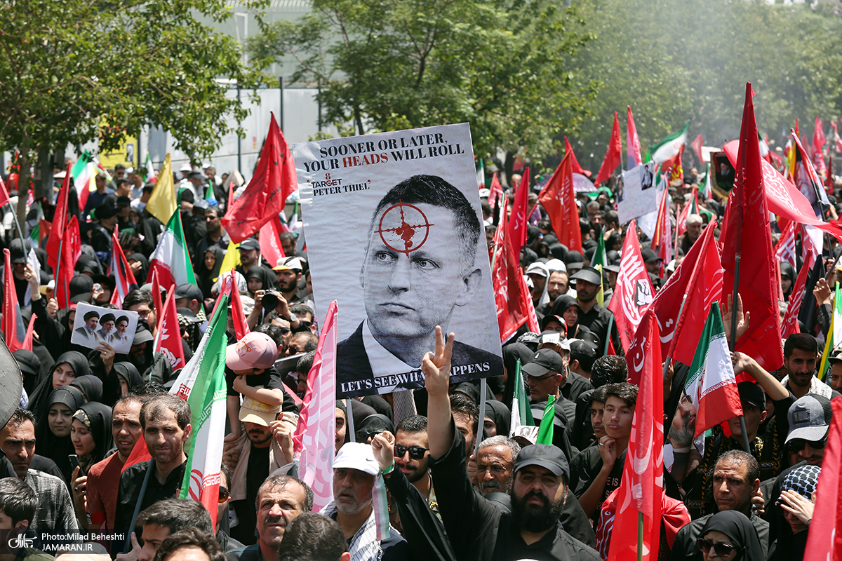 مراسم+تشییع+پیکر+مطهر+رهبر+شهید+انقلاب+در+تهران+-10