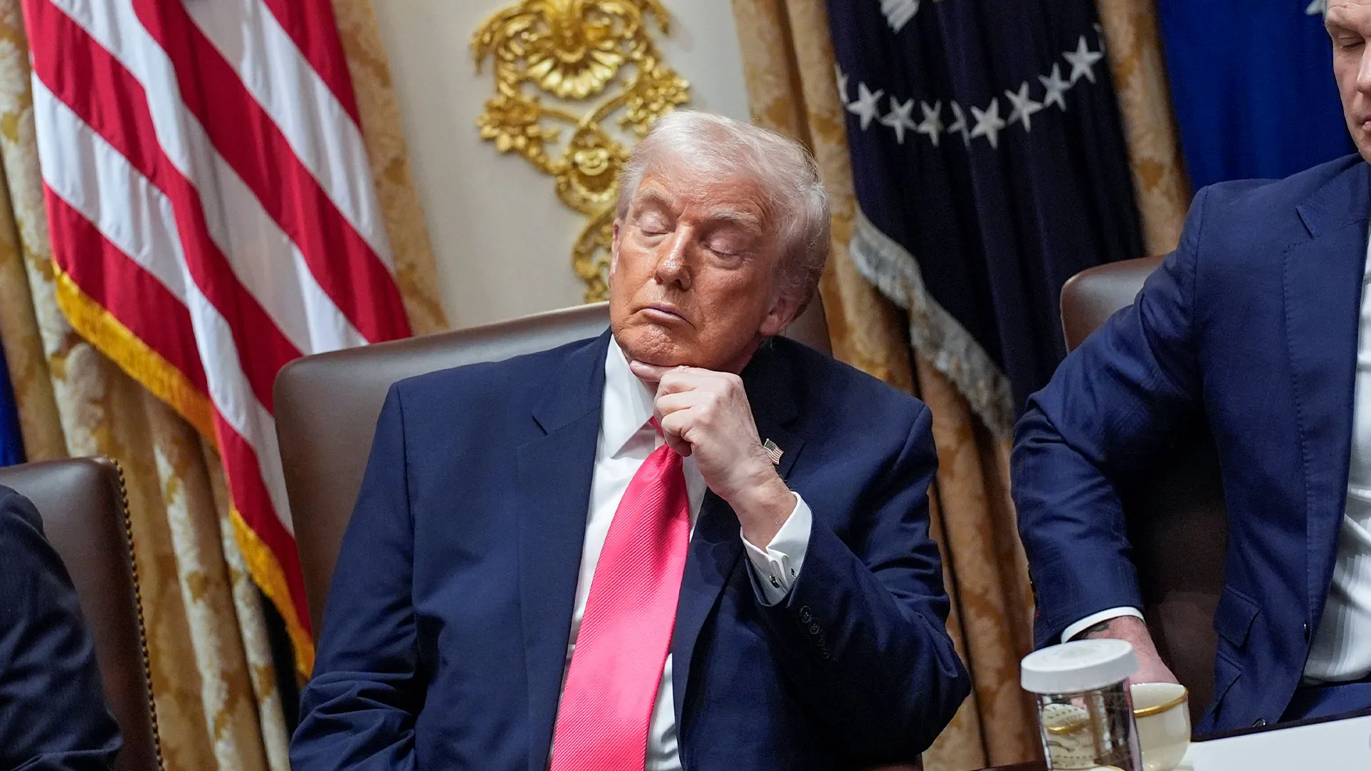 چرت زدن ترامپ