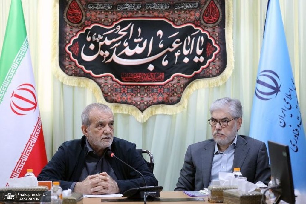 دومین نشست با اساتید مدیریت دانشگاهها (3)
