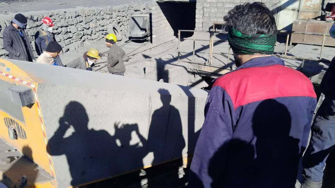 ریزش معدن سنگ‌آهن کوشک بافق (1)