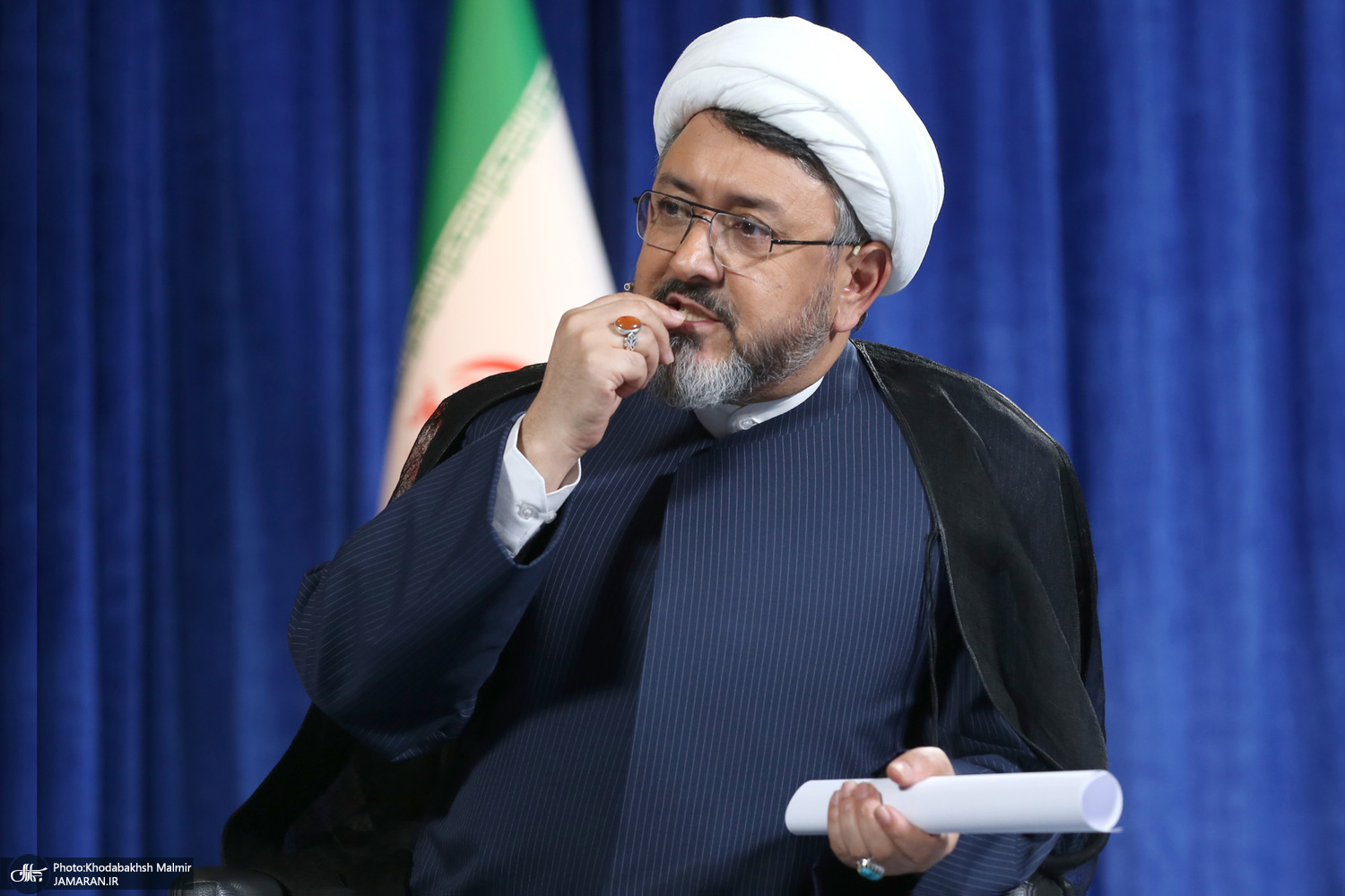 گفتگو با رئیس موسسه تنظیم و نشر آثار امام خمینی (س) در حسینیه جماران