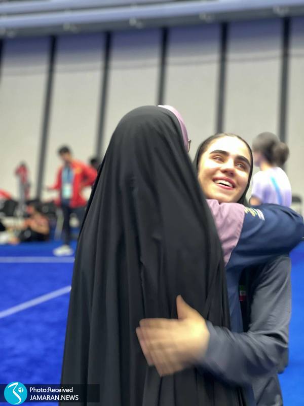 هلیا اسدیان