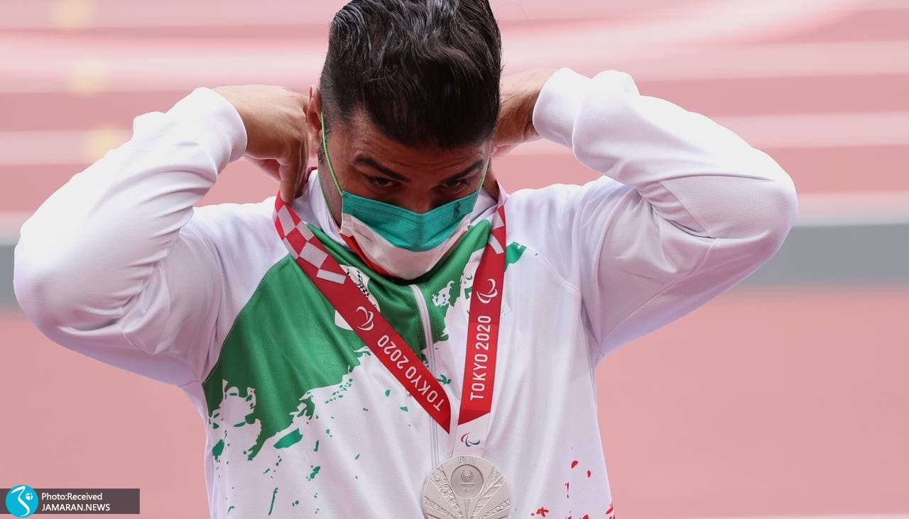 لحظه اهدای مدال امان الله پاپی در پارالمپیک 2020
