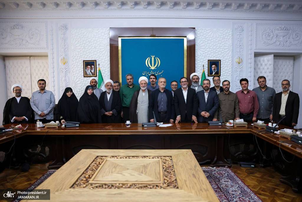 پزشکیان در نشست هماندیشی با نمایندگان ملت مبعوث (1)