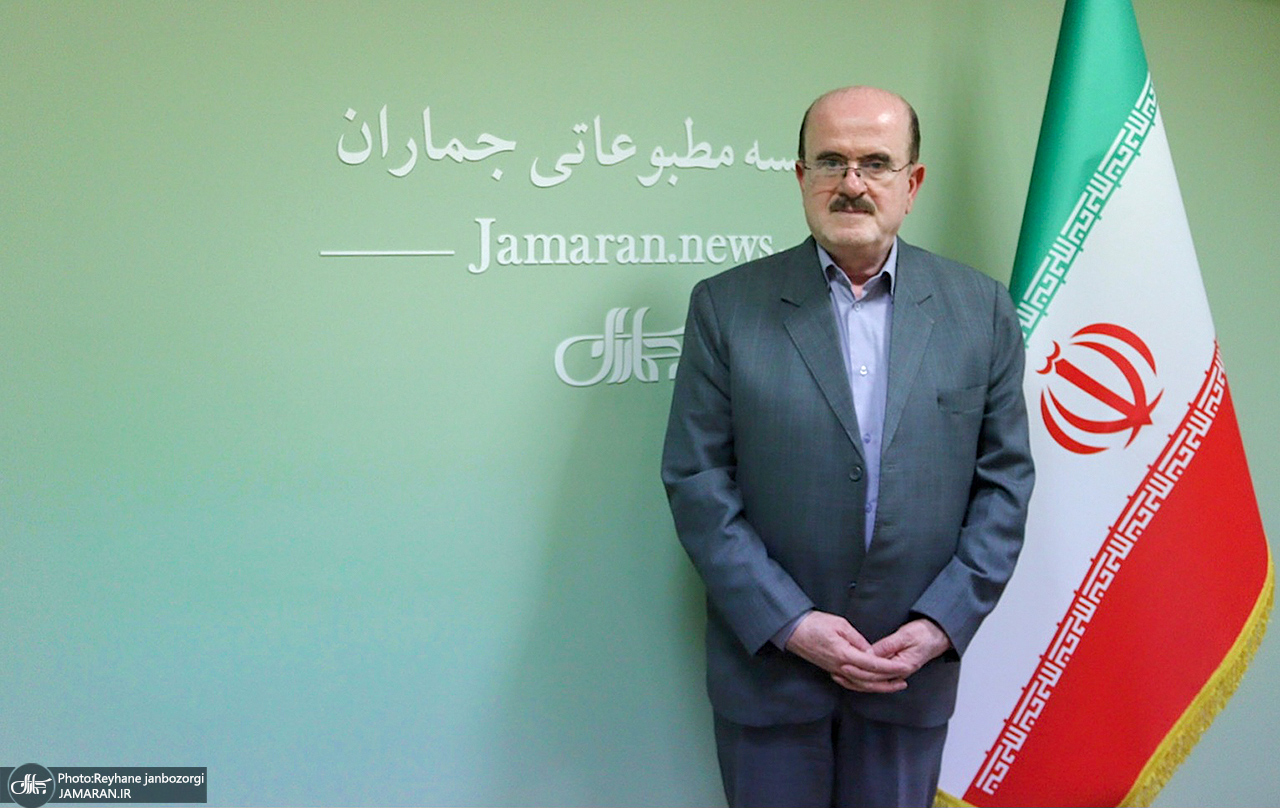 مهرداد لاهوتی
