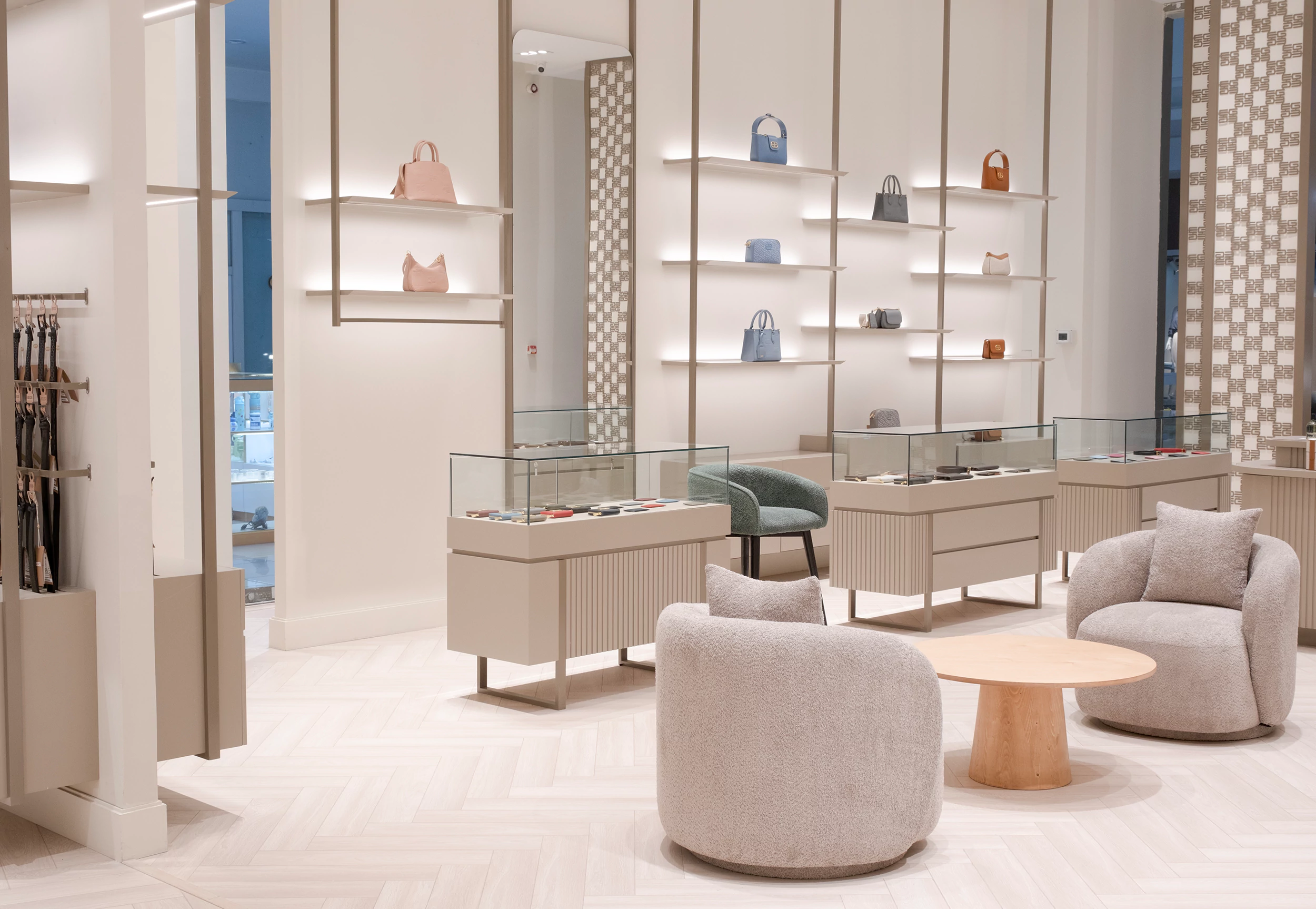 بررسی و مقایسه برندهای مطرح چرم ایران (3)