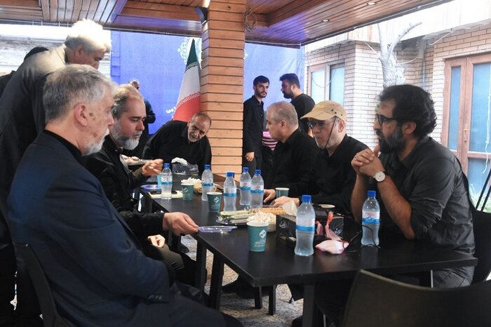 بعثت هنرمندان2