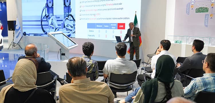 حضور پرقدرت کروز در نمایشگاه قطعات خودرو (4)