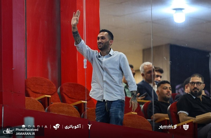 پیام صادقیان
