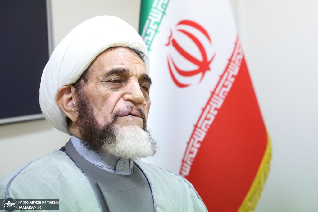 محمد اشرفی اصفهانی