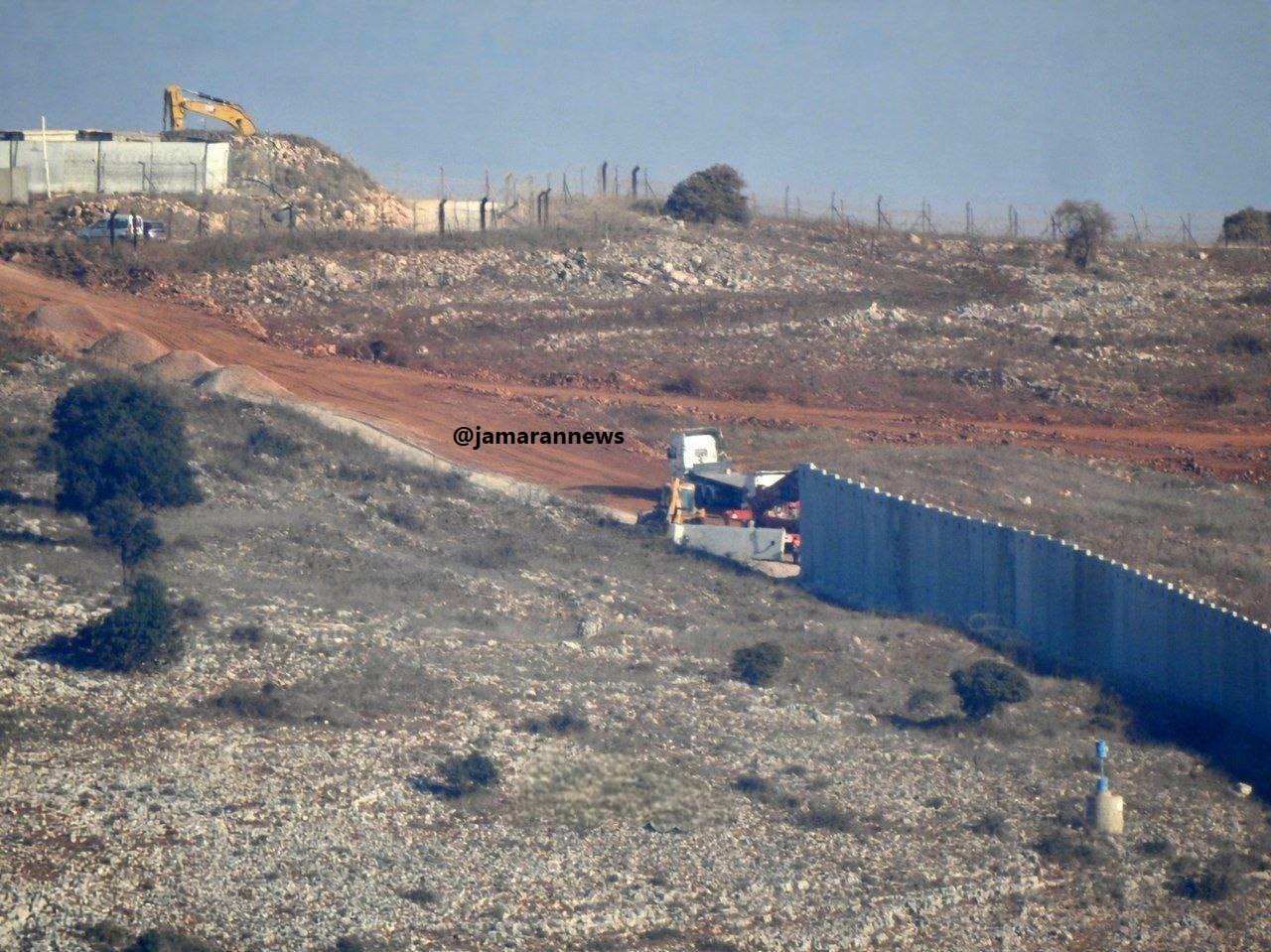 اسرائیل در حال ساخت دیوار در مناطق اشغالی لبنان (2)