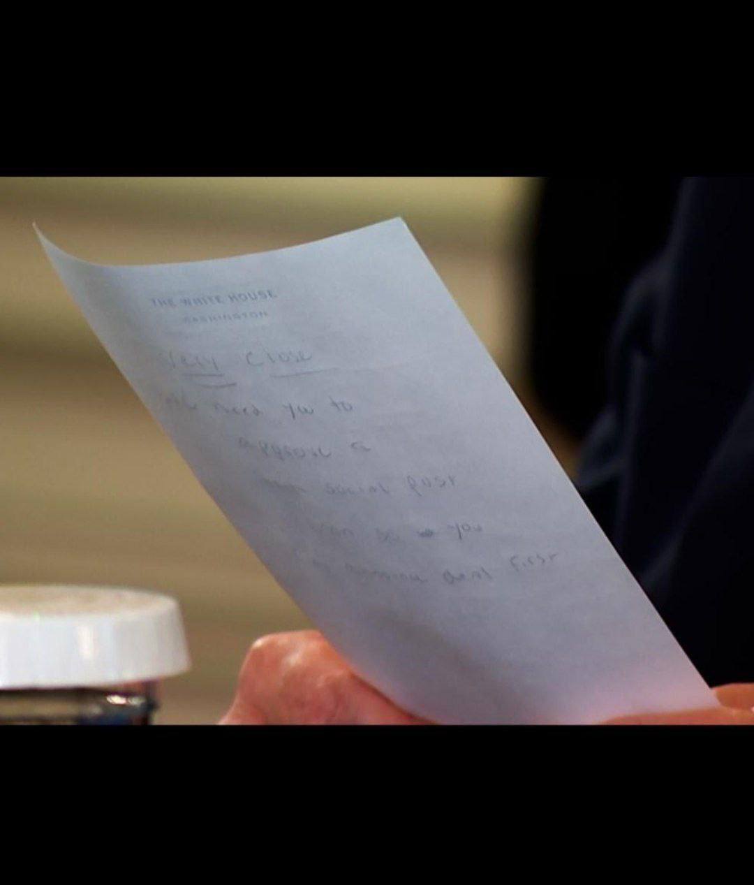 خبرفوری و مهمی که به ترامپ داده شد