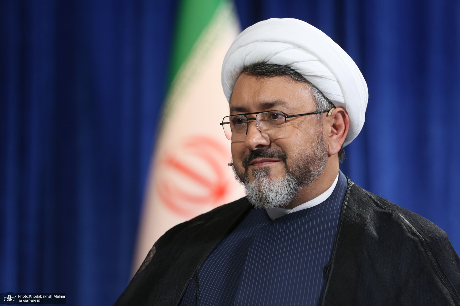 گفتگو با رئیس موسسه تنظیم و نشر آثار امام خمینی (س) در حسینیه جماران