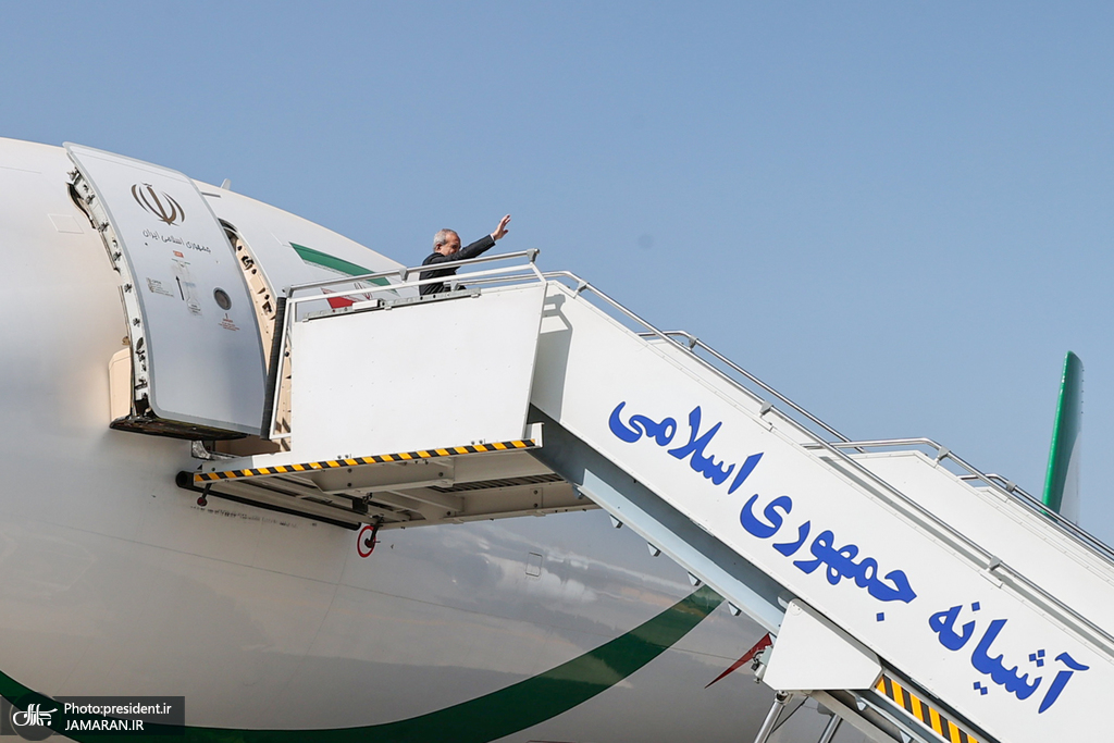 پزشکیان راهی قطر شد (3)