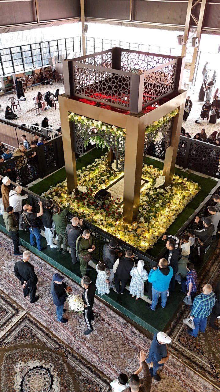 مزار شهید سیدحسن نصرالله در روز عید فطر (1)