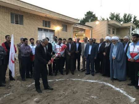 کلنگ احداث مرکز جامع فیزیوتراپی هلال احمر نطنز بر زمین زده شد