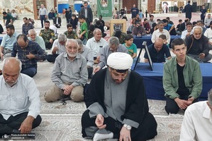 مراسم دعای کمیل در حرم امام خمینی
