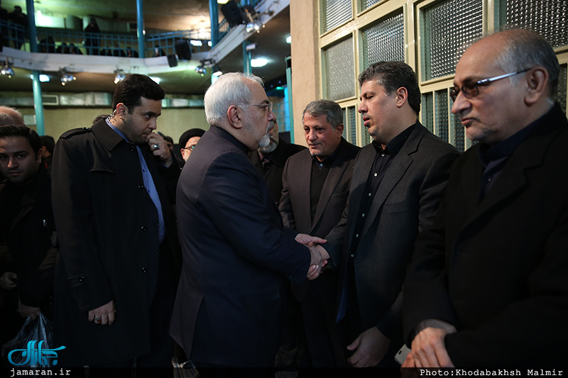 مراسم وداع با پیکر آیت الله هاشمی رفسنجانی(ره) در حسینیه جماران-5