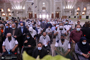 تجدید میثاق جمعی از خانواده های معظم شهدا، جانبازان، ایثار گران و رئیس و کارکنان بنیاد شهید با آرمان های حضرت امام(س)