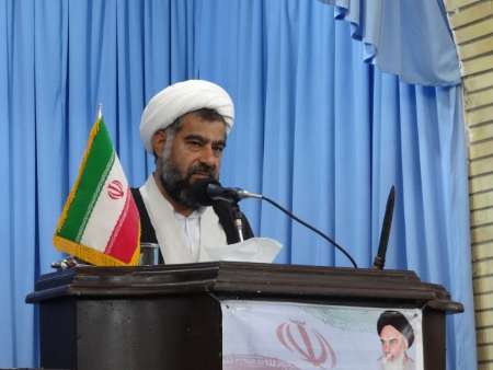 امام جمعه جوادآباد: ملت ایران هیچ گاه جنایات آمریکا را فراموش نمی کند