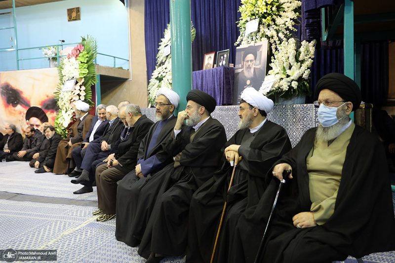 مراسم بزرگداشت آیت الله موسوی بجنوردی (ره) در حسینیه جماران - 1