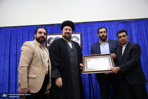 دیدار قهرمانان ،پهلوانان، هنرمندان پیشکسوت با سید حسن خمینی