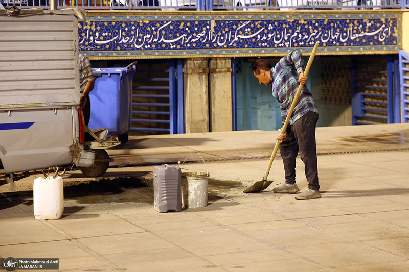 آخرین مراحل آماده‌سازی مصلی امام خمینی(ره) برای وداع با رهبر شهید