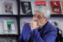 محمد مهاجری: پزشکیان می‌گوید نمی‌شود با یک دستور فیلترینگ را برداشت؛ چرا نمی‌شود؟ خواستید و نشد؟ به مردم بگویید چه کسانی نمی‌گذارند و اسامی‌شان را اعلام کنید؛ خواهید دید همان اسامی که اعلام می‌کنید ظرف ده‌دقیقه خواهند گفت هیچ مشکلی نداریم!