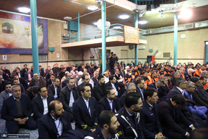 دیدار وزیر و جمعی از کارکنان وزارت راه و شهرسازی با سید حسن خمینی