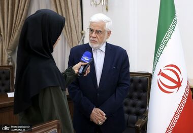 عارف: یکی از دلایل پایین بودن بهره‌وری‌ در کشور کمبودهایی است که در زمینه تربیت تکنسین‌ داریم/ وضعیتمان در تربیت نیروهای کاردان خوب است اما درجایگاه شایسته، نیستیم/ برای رسیدن به جایگاه واقعی رشته‌های فنی، حرفه‌ای و مهارتی، باید فرهنگ‌سازی درست صورت گیرد