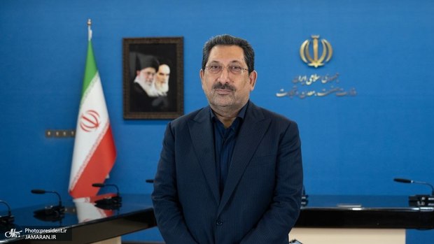 اتابک، وزیر صمت: رئیس‌جمهور در روزهای جنگ شخصا مدیریت کشور را به عهده داشت/ مدیون تمام تولیدکنندگانی هستیم که در جنگ پای کار ماندند/ رئیس‌جمهور با حضور موثر در بحران‌ها، بسیاری گره‌های کار را باز می‌کنند