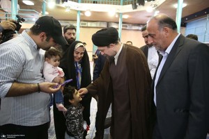 حضور سید حسن خمینی در دور دوم انتخابات مجلس شورای اسلامی